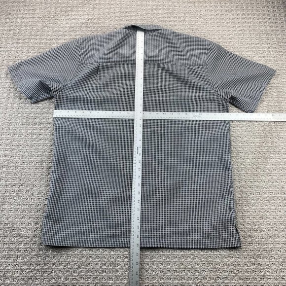 Gotcha Sport Shirt Men Medium M Gray Checkered Button Up Casual Pocket Logo - Picture 8 of 10